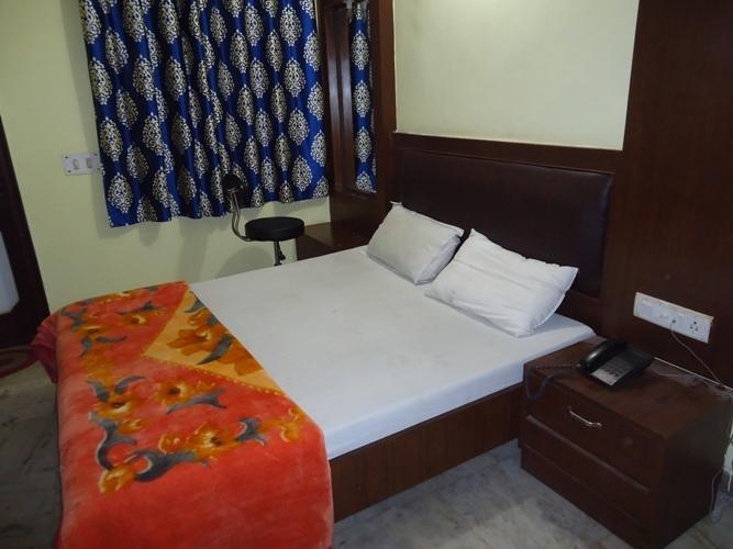 Hotel Sahara International Deluxe Nueva Delhi Habitación foto